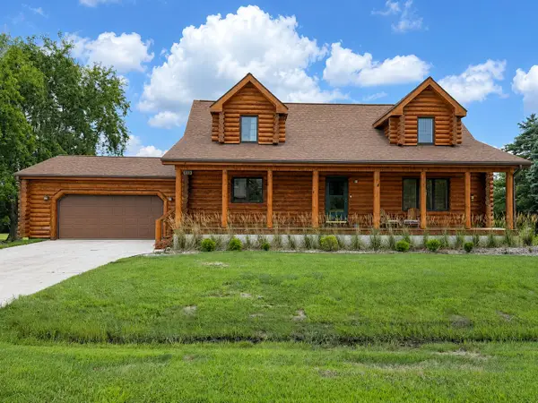 6719 E 84th Drive, Merrillville, IN 46410