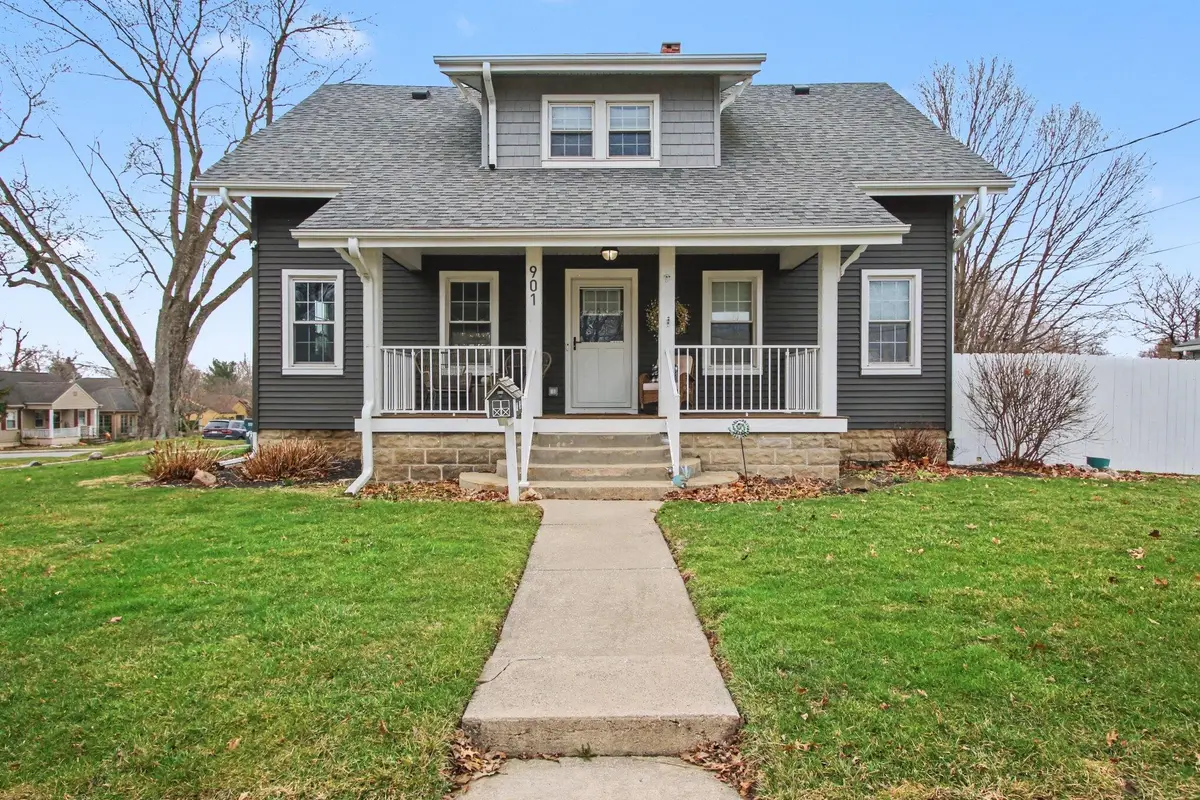 901 N Campbell Street, Valparaiso, IN 46385 - #1