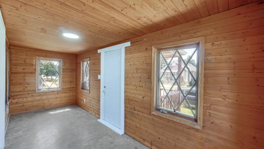 4411 S Grover Avenue, Hammond, IN 46327 - #3