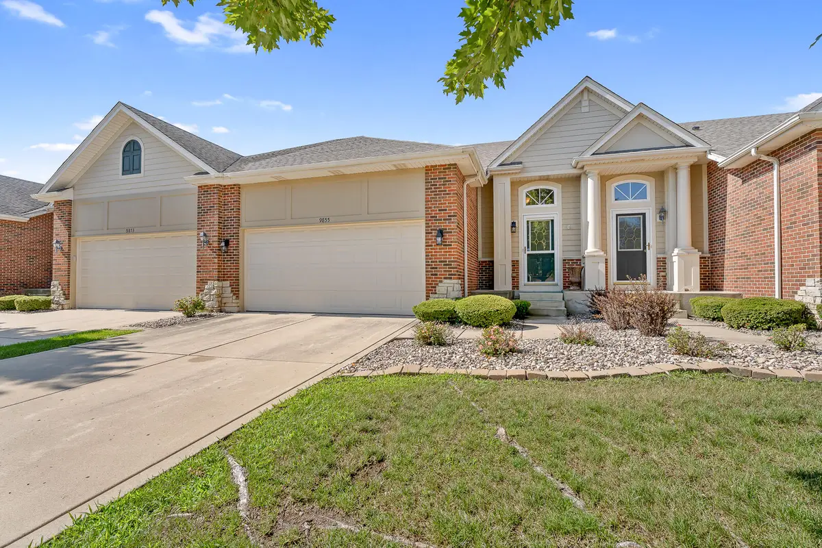 9855 Oakwood Court, Saint John, IN 46373 - #1