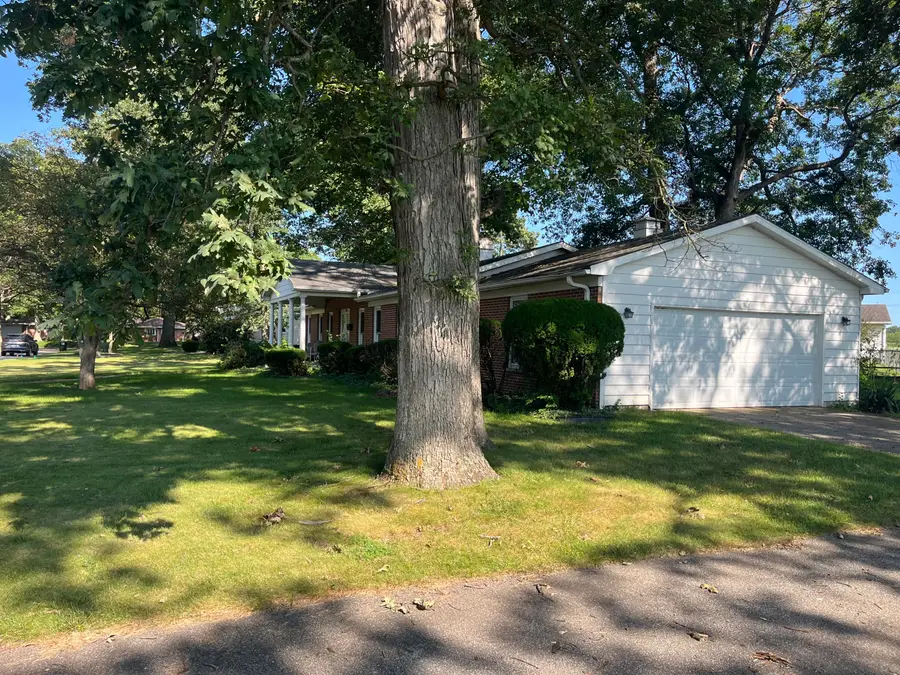 1810 Oakwood Drive, Rochester, IN 46975 - #3