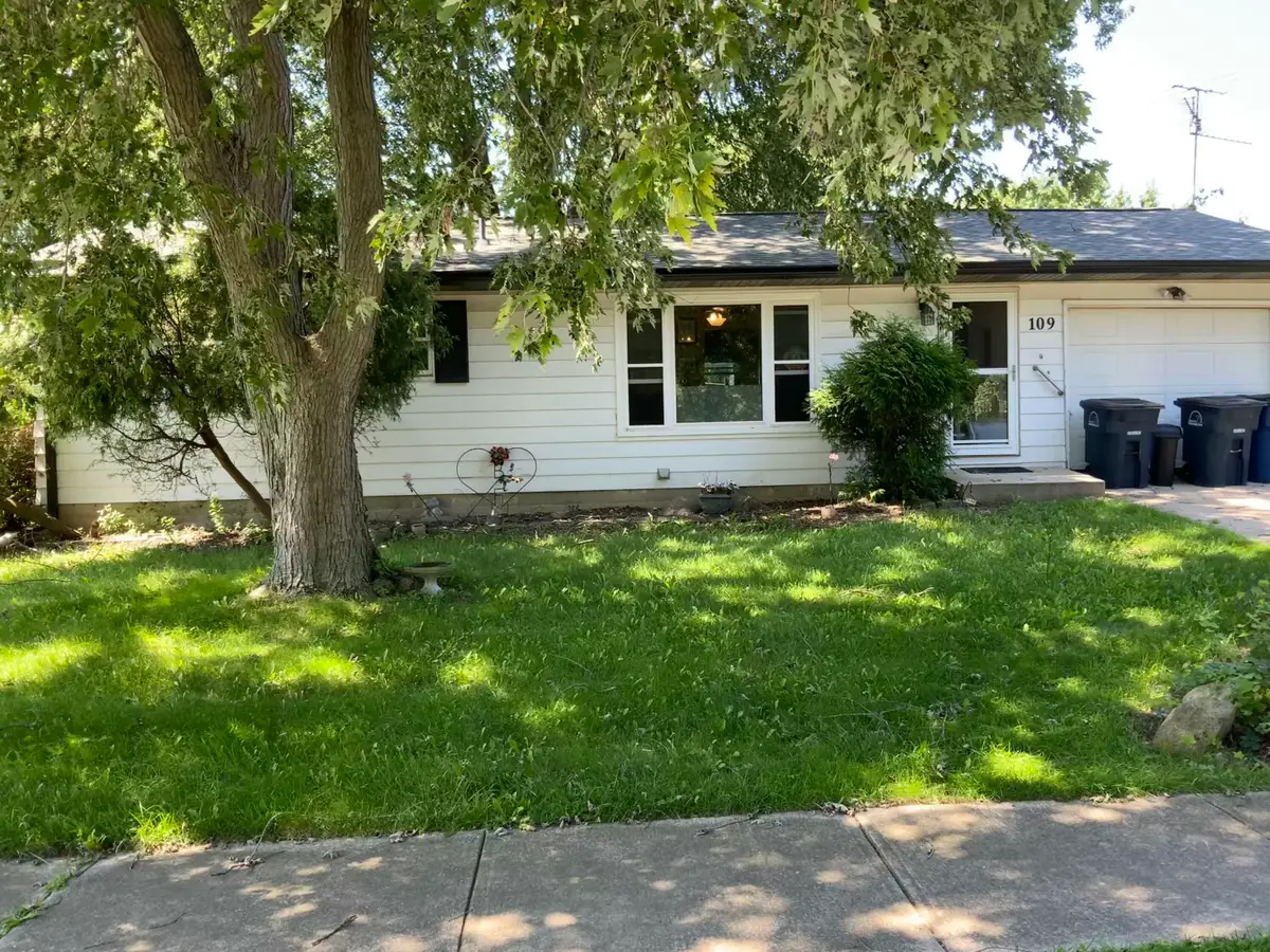 109 Crestwood Drive, Michigan City, IN 46360 - #1