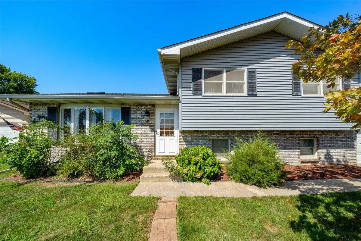 7520 Johnson Street, Merrillville, IN 46410 - #1