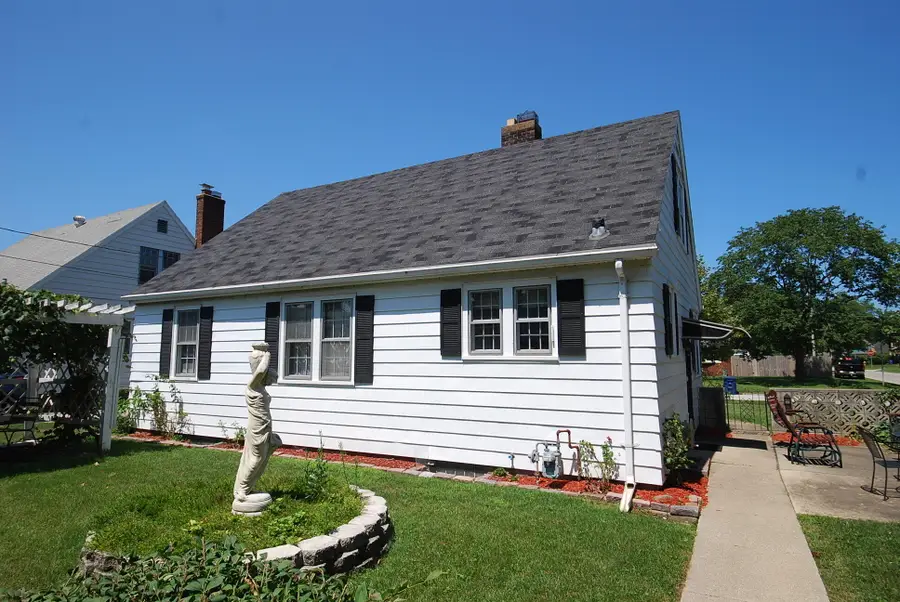 415 Thurman Avenue, Michigan City, IN 46360 - #2