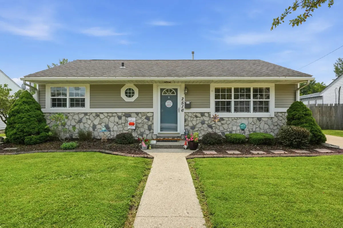 2516 Wicker Park Drive, Highland, IN 46322 - #1