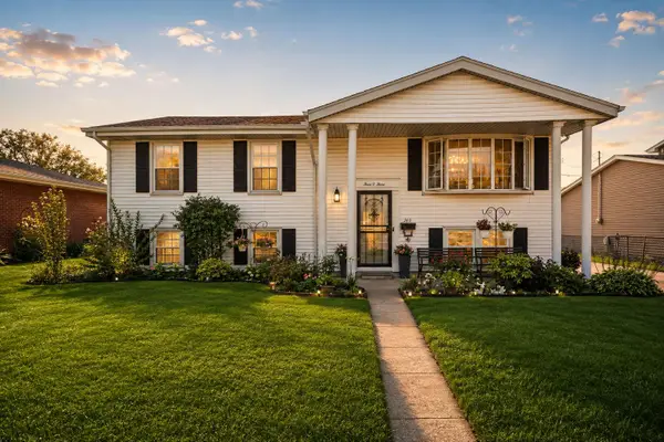 303 Minter Drive, Griffith, IN 46319