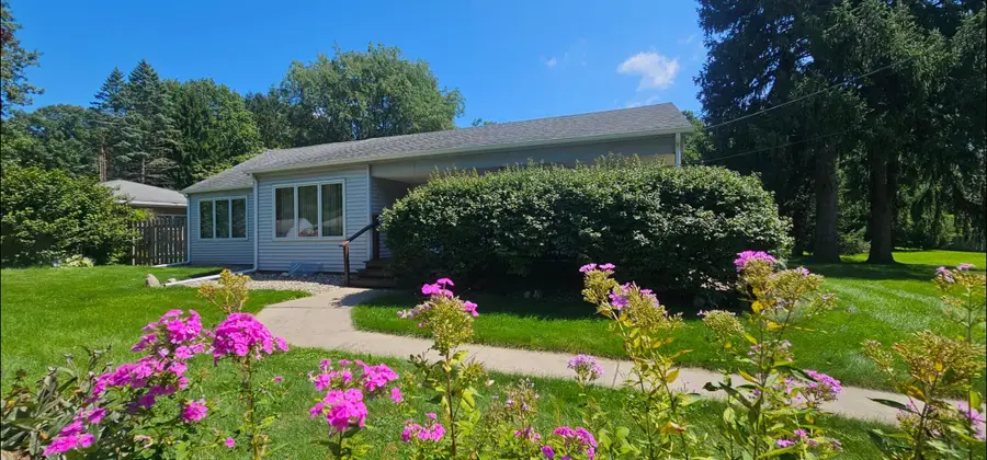 925 Mayflower Road, La Porte, IN 46350 - #2