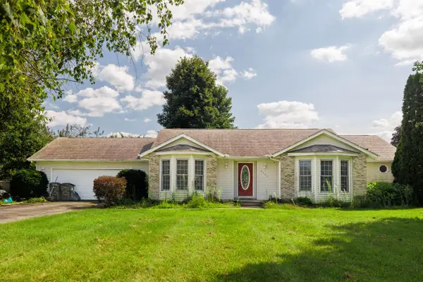 3525 W Kozak Drive, Wheatfield, IN 46392