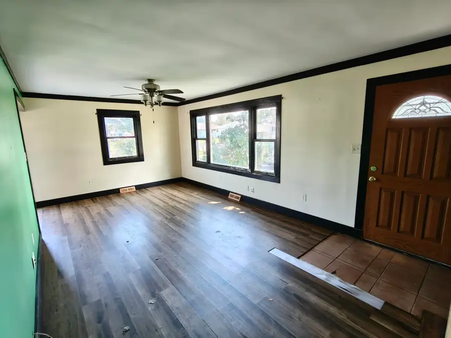 3527 41st Street, Highland, IN 46322 - #3