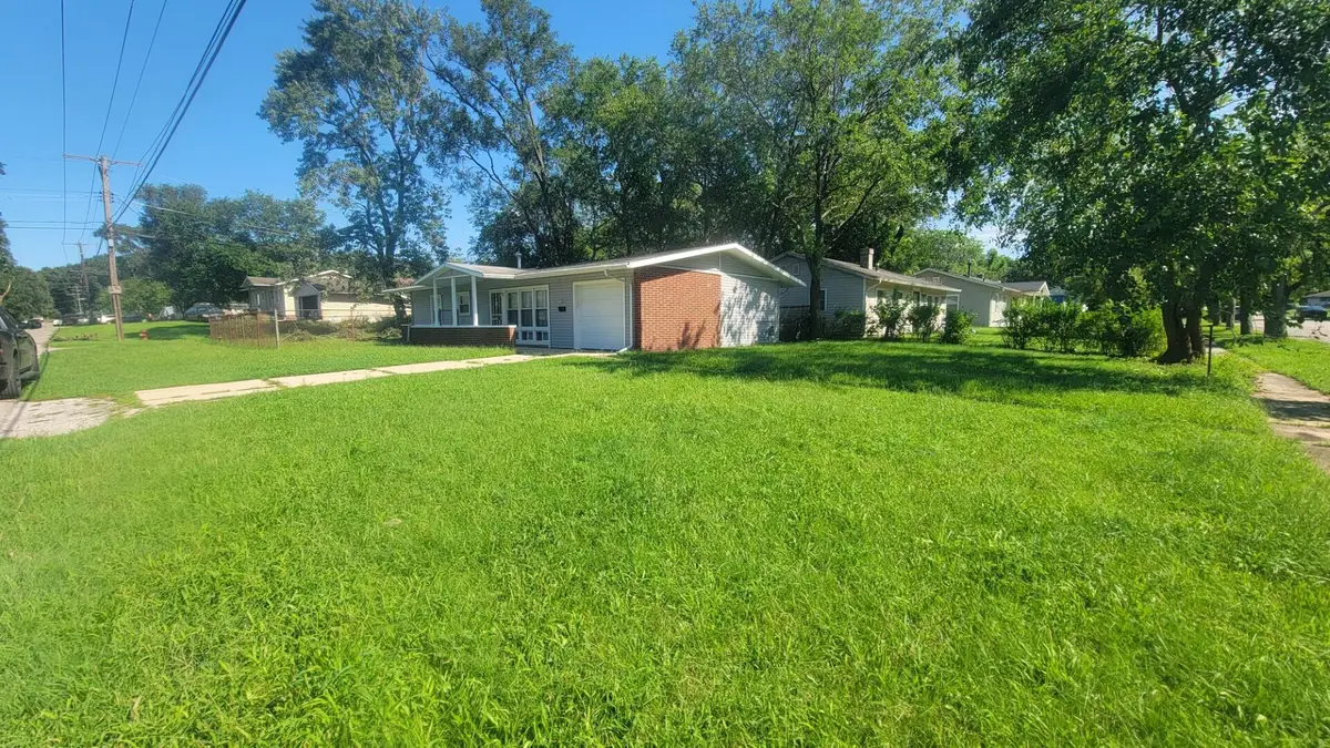 1305 E 40th Avenue, Gary, IN 46409 - #1