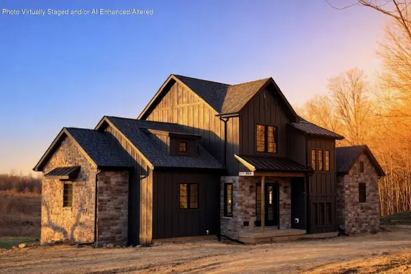 6861 N Nature Lane, La Porte, IN 46350