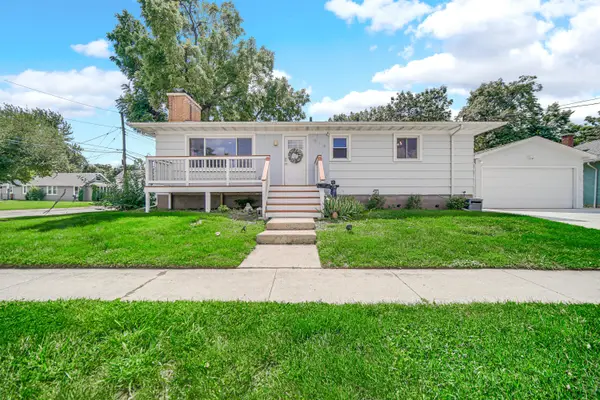 519 E North Street, Crown Point, IN 46307