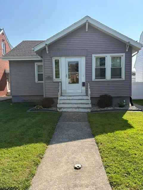 2125 Lake Avenue, Whiting, IN 46394