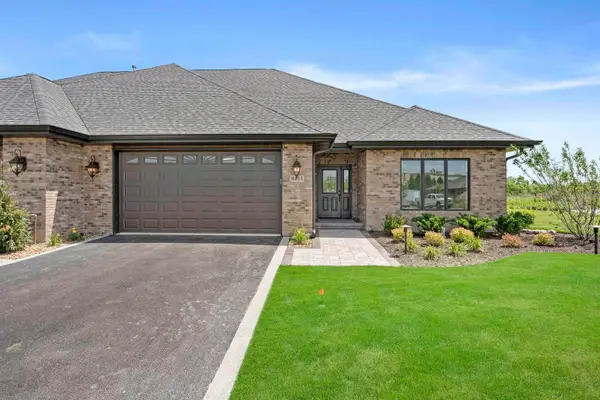 8432 Shell Drive, St. John, IN 46373