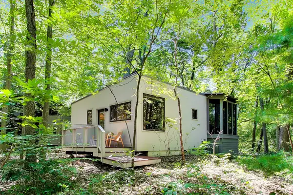 60 Tryon Farm Lane, Michigan City, IN 46360