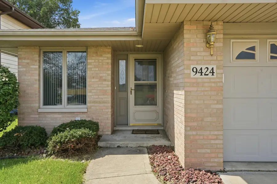 9424 Erie Street, Highland, IN 46322 - #3