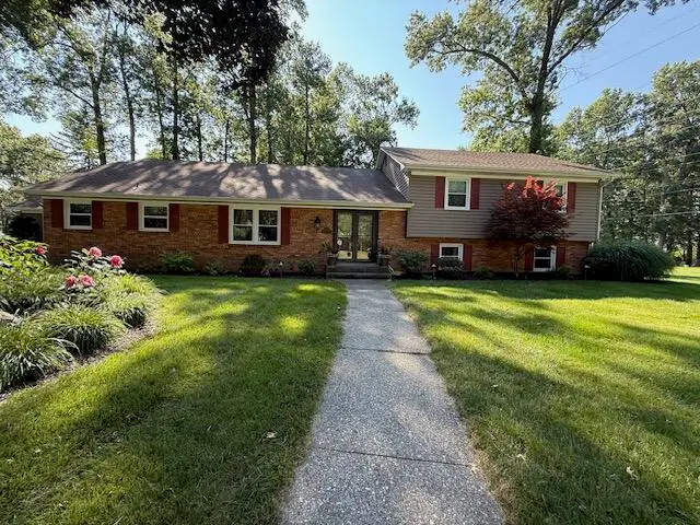 4000 Hemlock Drive, Valparaiso, IN 46383 - #1