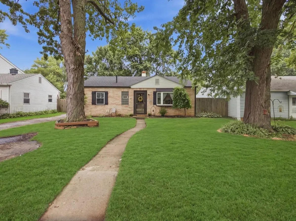 270 Woodlawn Avenue, Porter, IN 46304 - #1