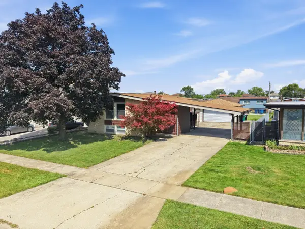 7836 W 80th Place, Bridgeview, IL 60455