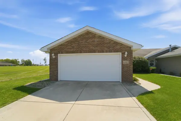 1103 W 84th Drive, Merrillville, IN 46410