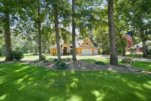 11349 N Oak Court, Wheatfield, IN 46392