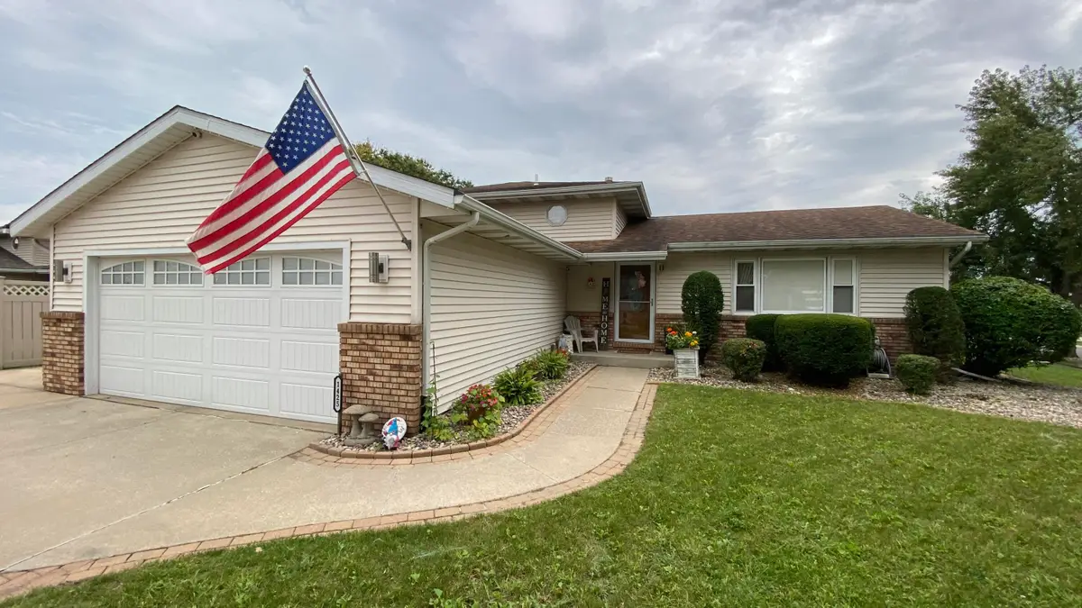 1425 W 97th Place, Crown Point, IN 46307 - #1