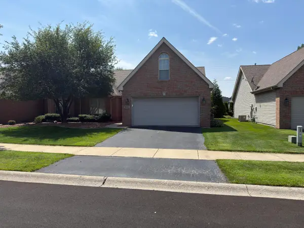 10000 Wildwood Lane, Highland, IN 46322