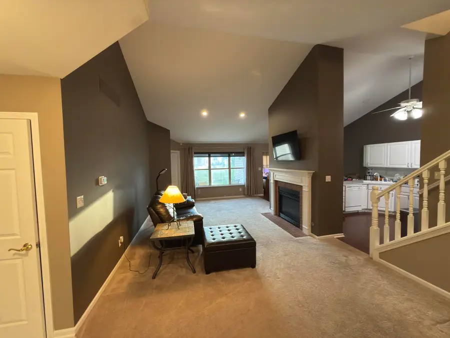 10000 Wildwood Lane, Highland, IN 46322 - #3