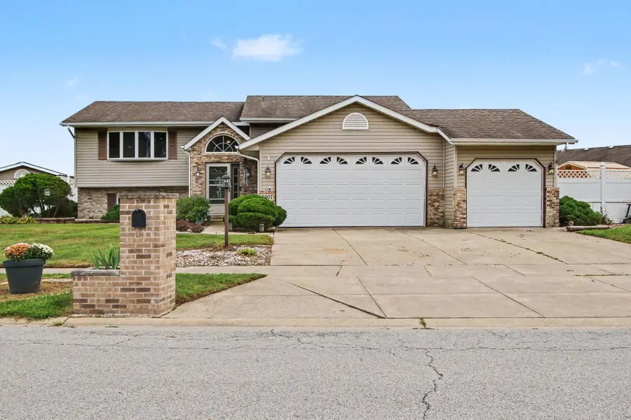 2907 Arbor Lane, Hobart, IN 46342 - #2