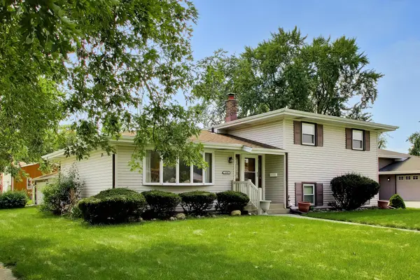 1838 Bluebird Lane, Munster, IN 46321