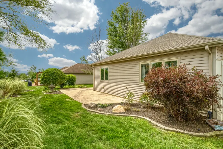 9881 Hart Street, Saint John, IN 46373 - #3