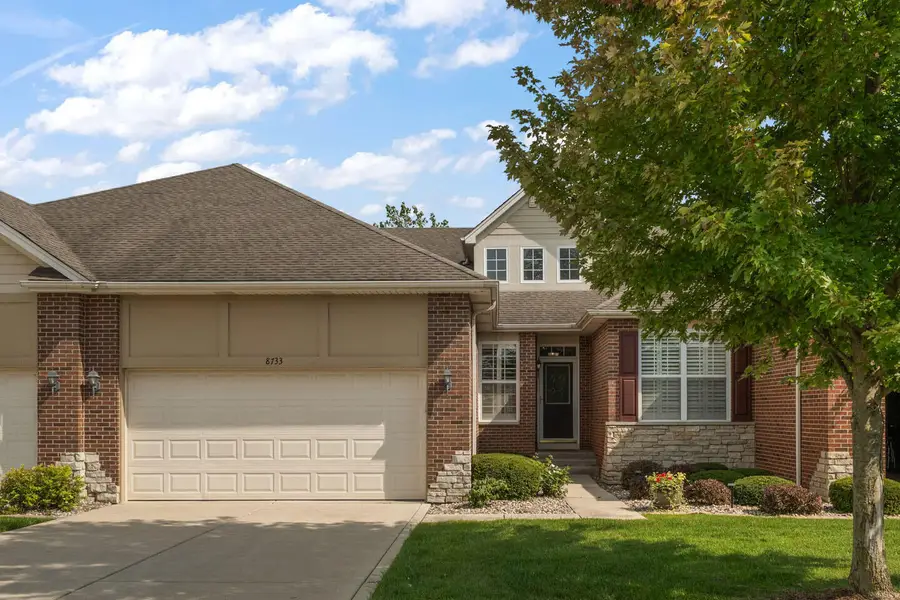 8733 Forest Glen Court, Saint John, IN 46373 - #2