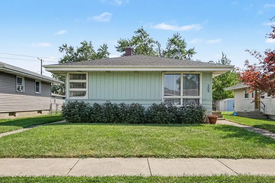 209 S Virginia Street, Hobart, IN 46342 - #2