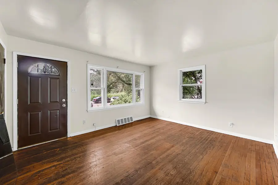 621 Colfax Street, Gary, IN 46406 - #2