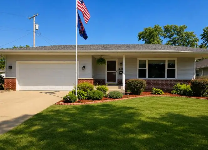 9113 Idlewild Drive, Highland, IN 46322 - #1