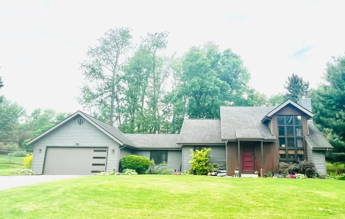 632 Woodstone Path, Valparaiso, IN 46385 - #1