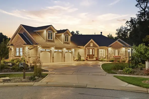 986 Sylvia Lane, Crown Point, IN 46307