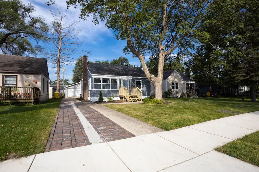 234 N Woodlawn Avenue, Griffith, IN 46319 - #3