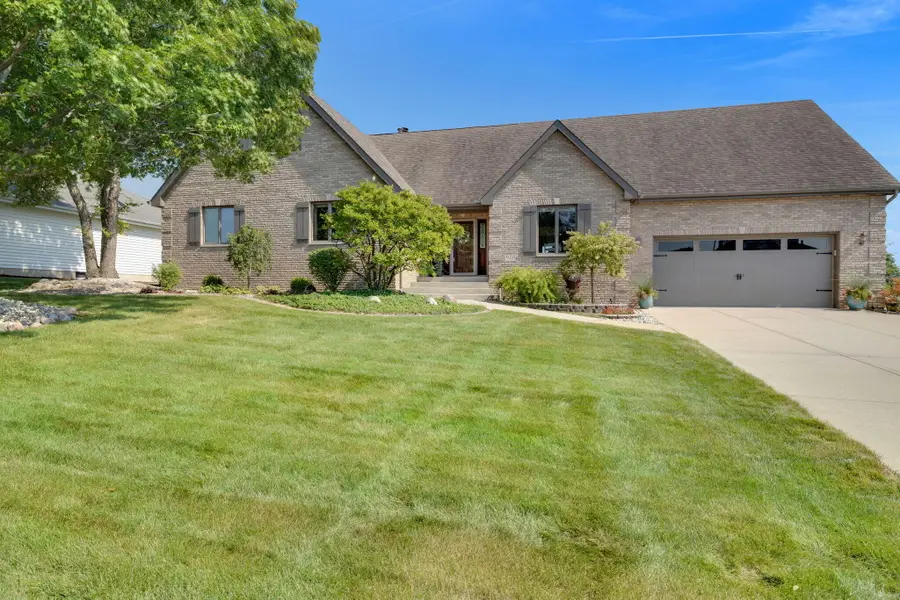 9201 Schillton Drive, Saint John, IN 46373 - #3