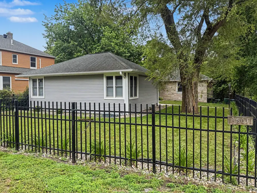8501 Oak Avenue, Gary, IN 46403 - #2