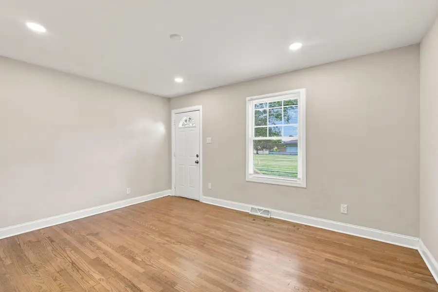 321 W 57th Avenue, Merrillville, IN 46410 - #3
