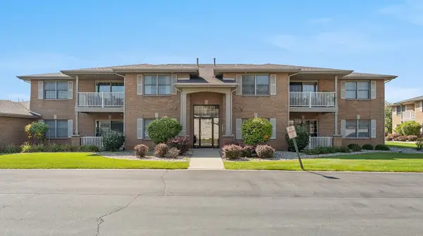 9841 Wildwood Court #2a, Highland, IN 46322