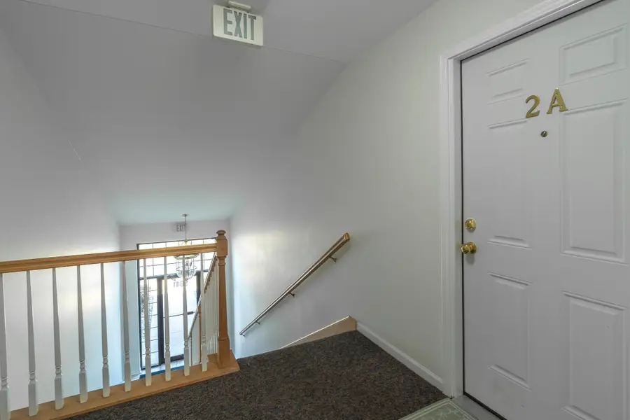 9841 Wildwood Court #2a, Highland, IN 46322 - #3