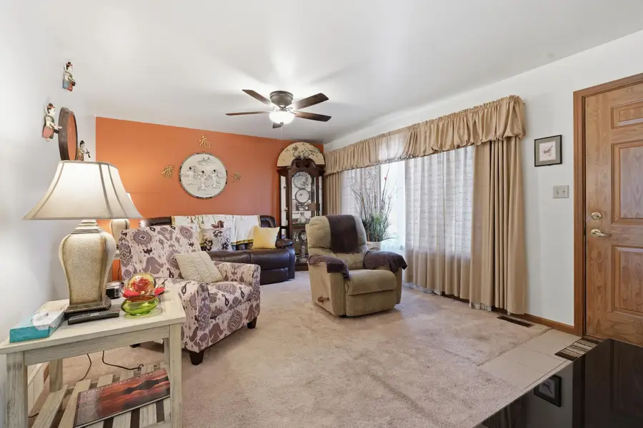 446 N Glenwood Drive, Griffith, IN 46319 - #2