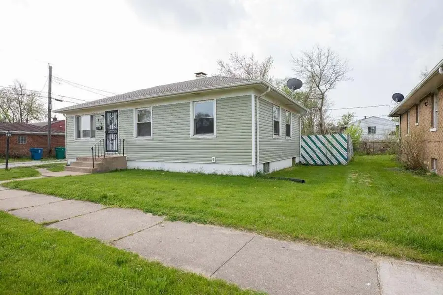 811 E 15th Avenue, Gary, IN 46407 - #2
