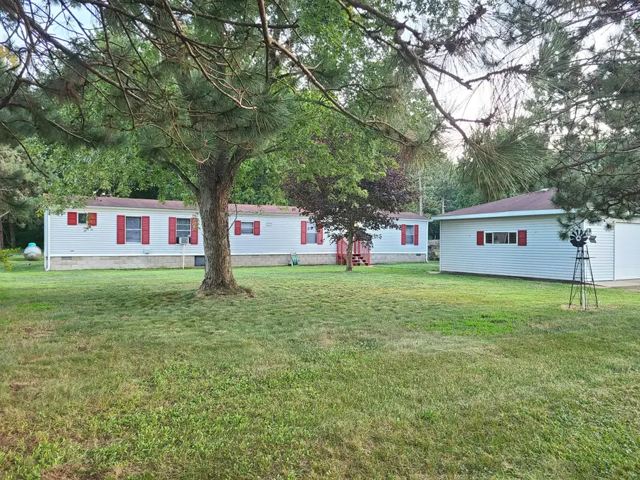 4381 Hawthorn Road, Wheatfield, IN 46392 - #3