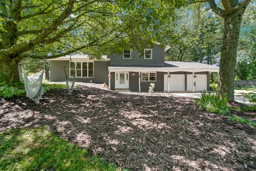 916 N County Line Road, Westville, IN 46391 - #3