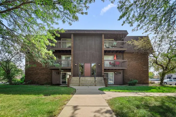 10049 Kennedy Avenue #2-c, Highland, IN 46322