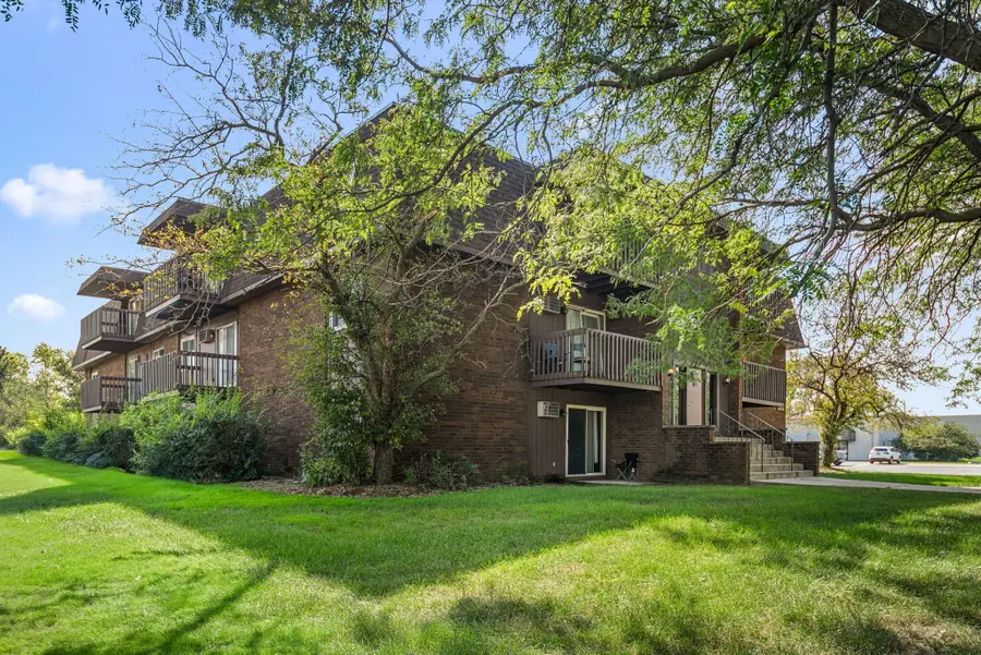 10049 Kennedy Avenue #2c, Highland, IN 46322 - #3