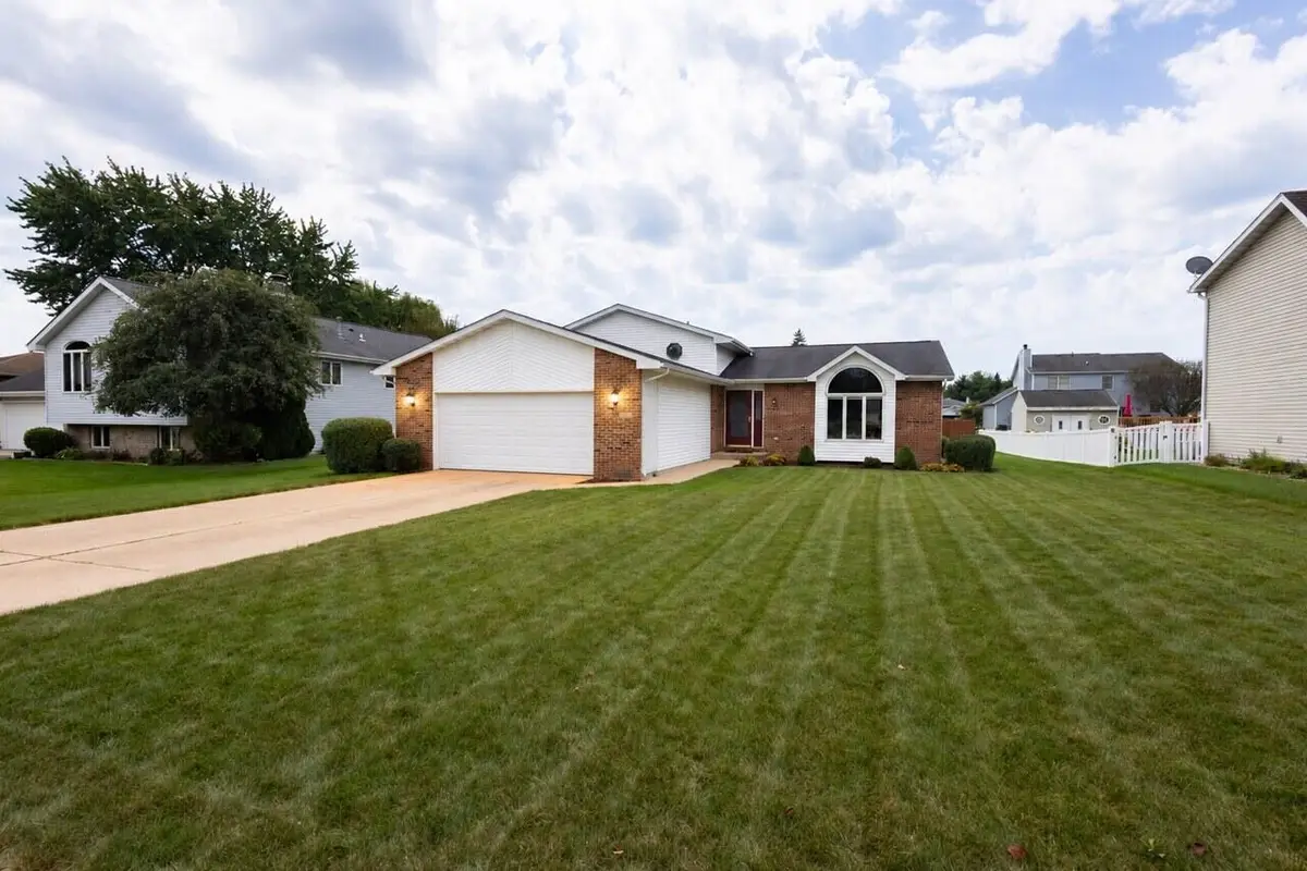 4931 Cardinal Court, Schererville, IN 46375 - #1